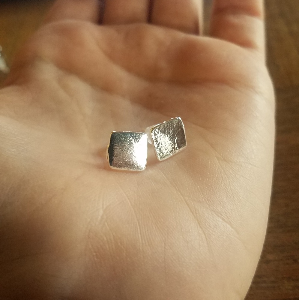 NWOT Silver Square Studs - Picture 7 of 7